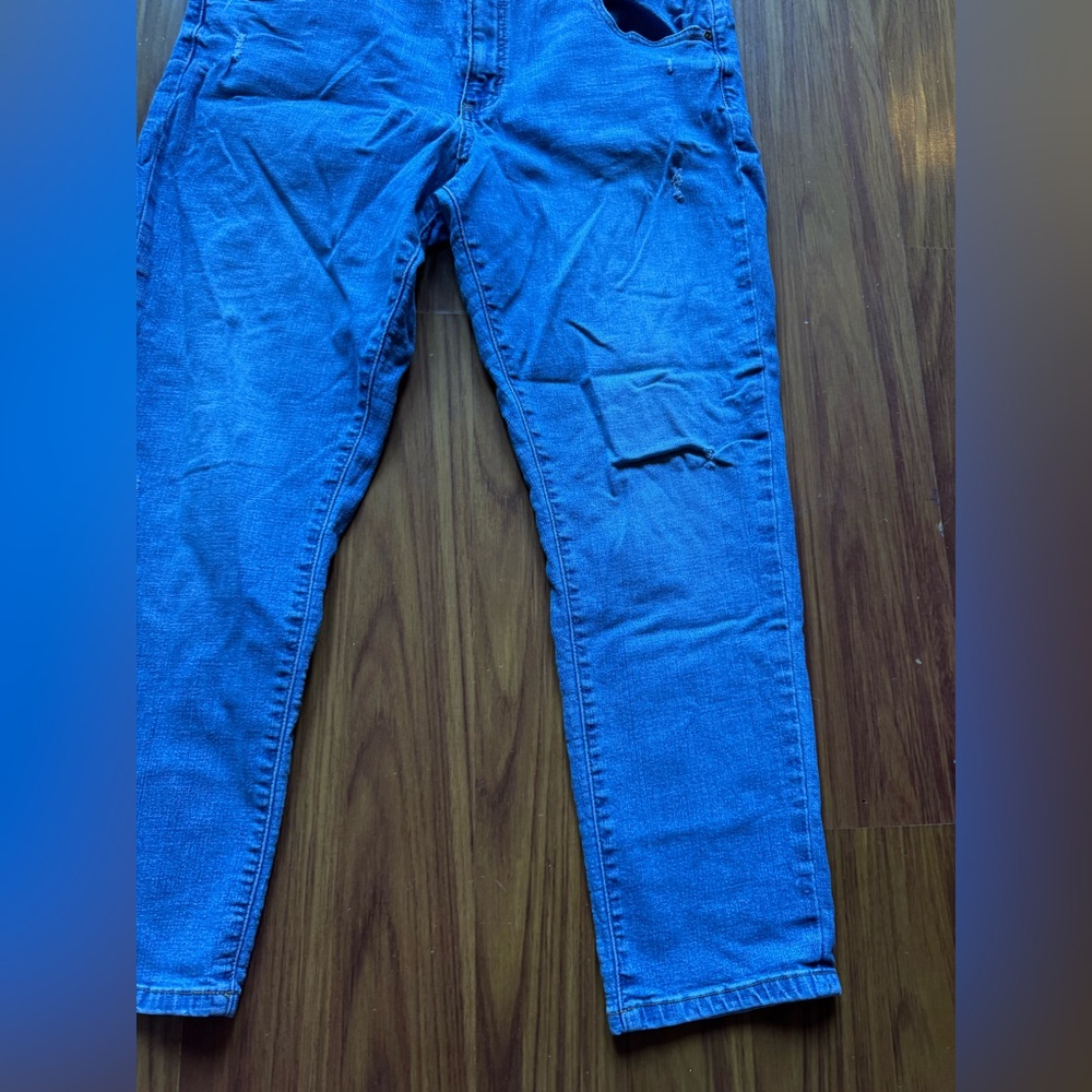 Sonoma women’s size 16 Blue Jeans - Picture 3 of 10